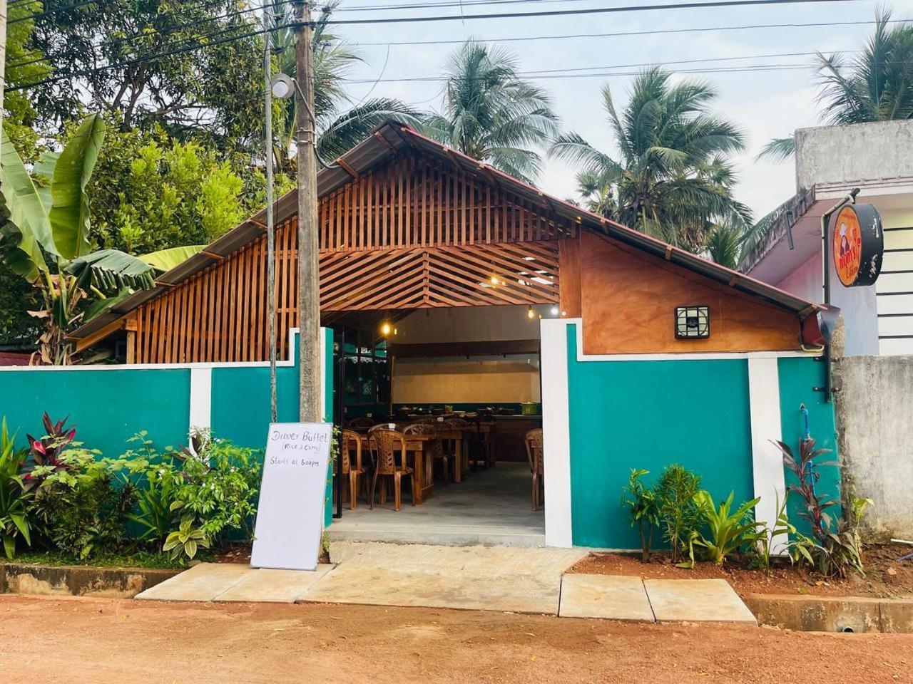 Alass Ga For Pets Lovers Trincomalee Bagian luar foto